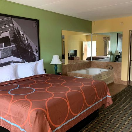 Super 8 By Wyndham Nashville Near Downtown / I-40 Dış mekan fotoğraf