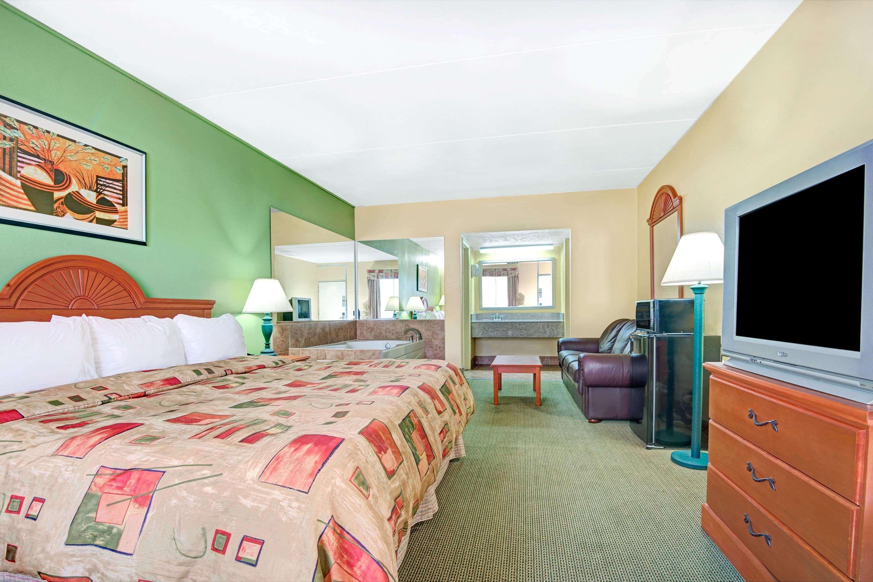 Super 8 By Wyndham Nashville Near Downtown / I-40 Dış mekan fotoğraf