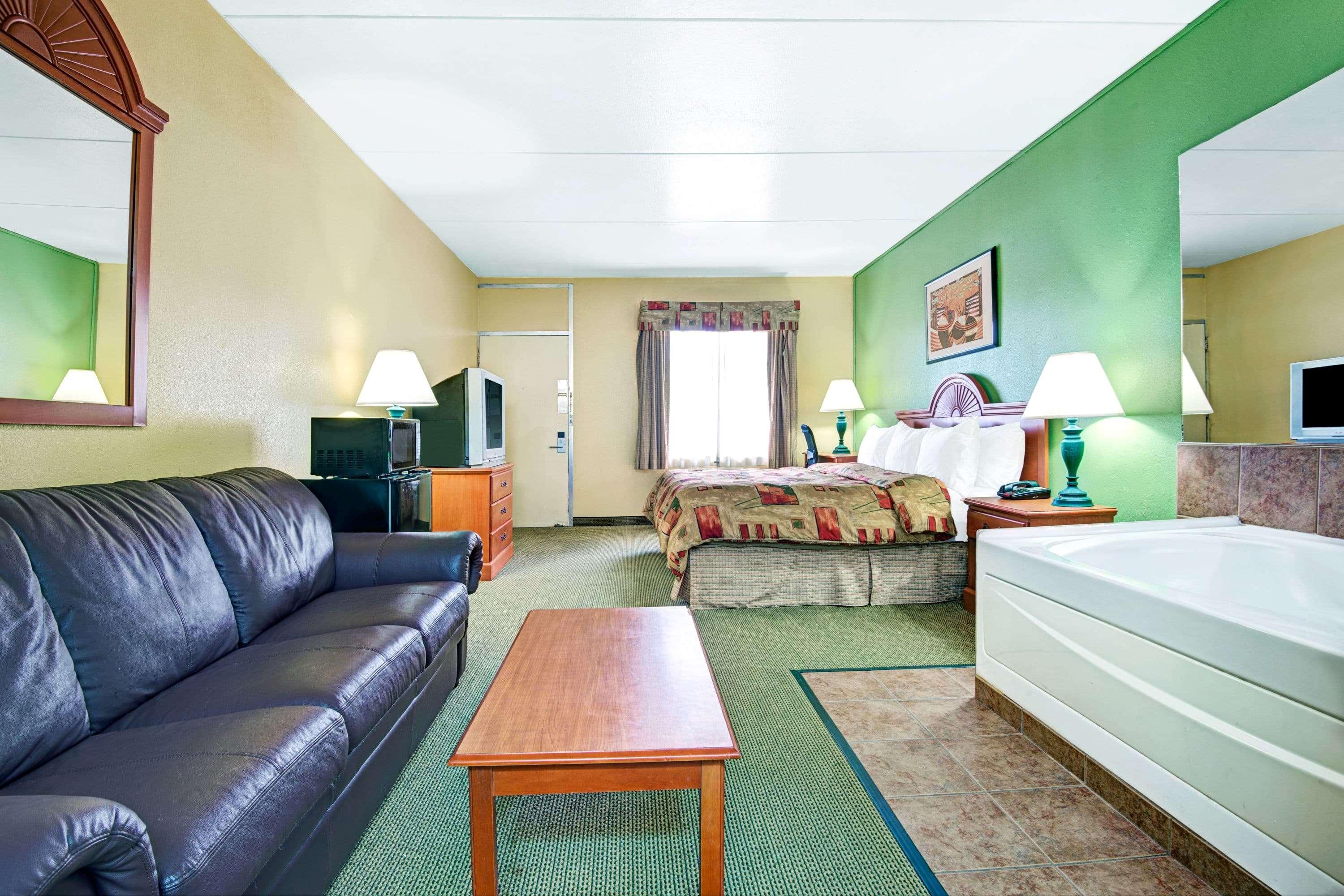 Super 8 By Wyndham Nashville Near Downtown / I-40 Dış mekan fotoğraf